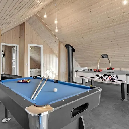 Holiday home Gorgeous In With Kitchen *